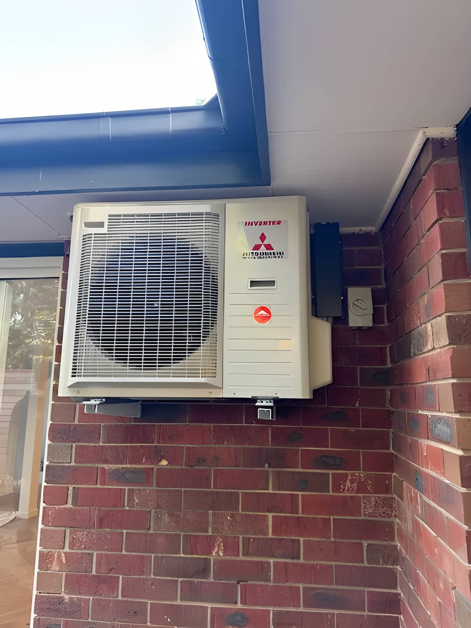Split system air conditioner installation in Keysborough